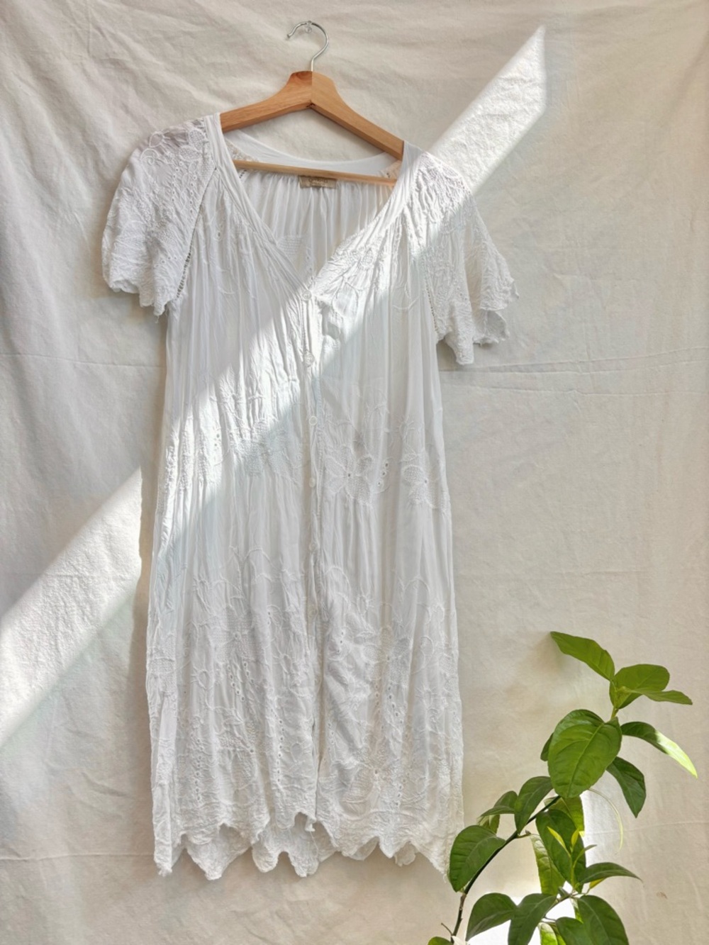 Women's White Embroidered V-Neck Midi Dress